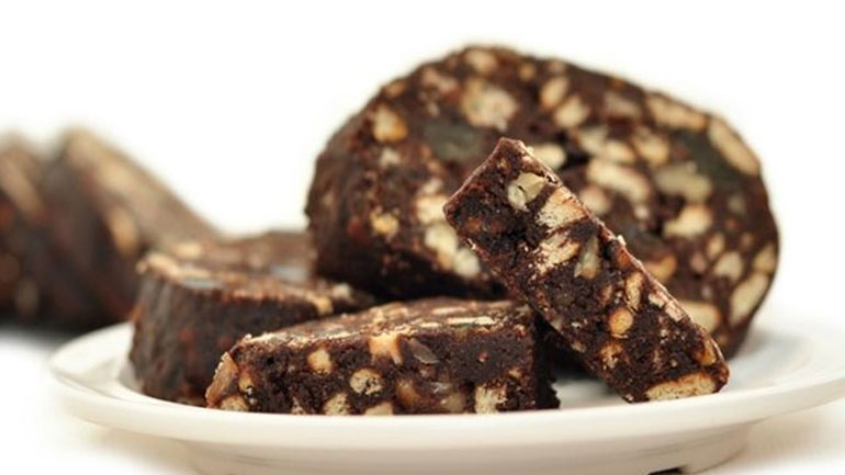 Φτιάξτε εύκολα και γρήγορα μωσαϊκό σοκολάτας